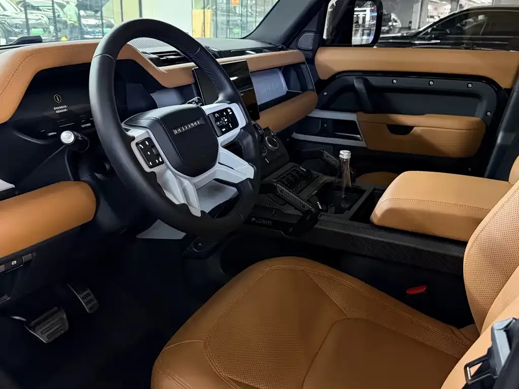 Land Rover Defender 2024 из CN, фото 2
