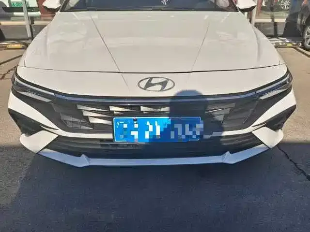 Hyundai Elantra 2024 из CN, фото 2