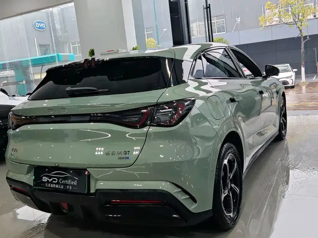 BYD Seal 06GT — фото 10