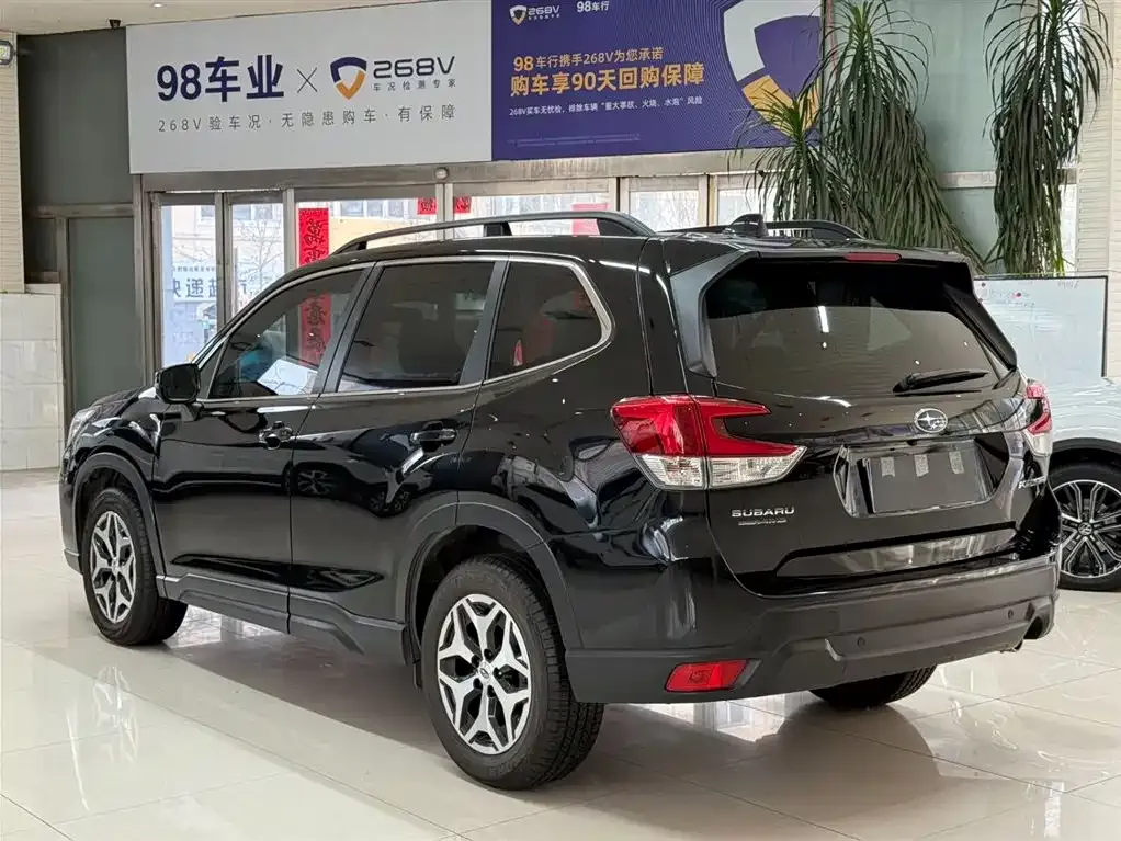 Subaru Forester 2021 из CN, фото 4