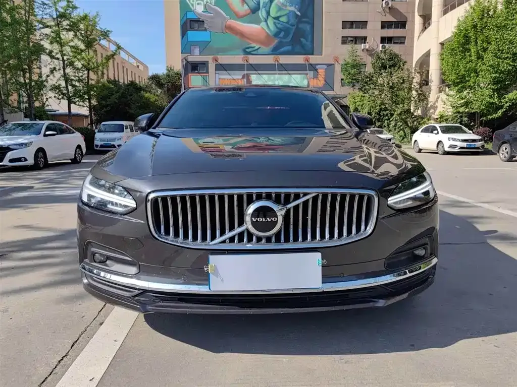 Volvo S90 — фото 3