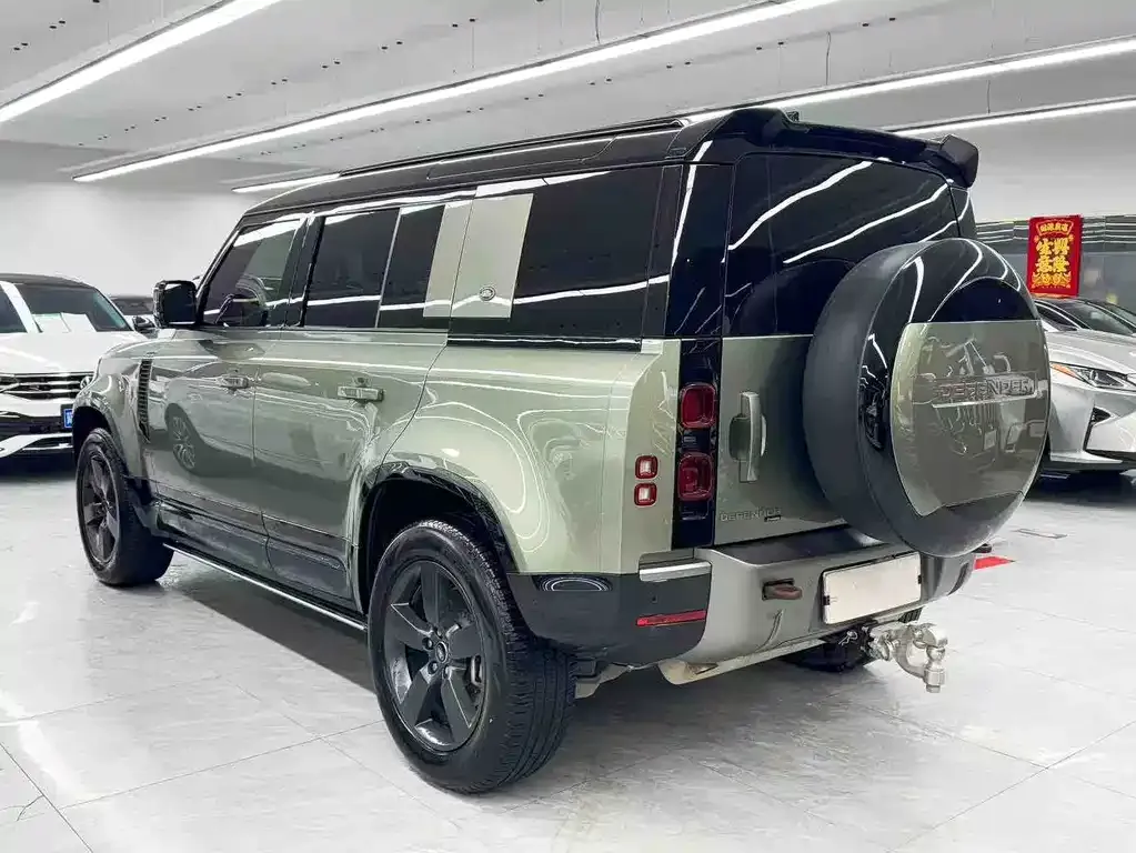 Land Rover Defender — фото 5