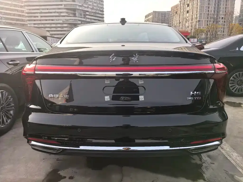 Hongqi H5 2025 из CN, фото 3