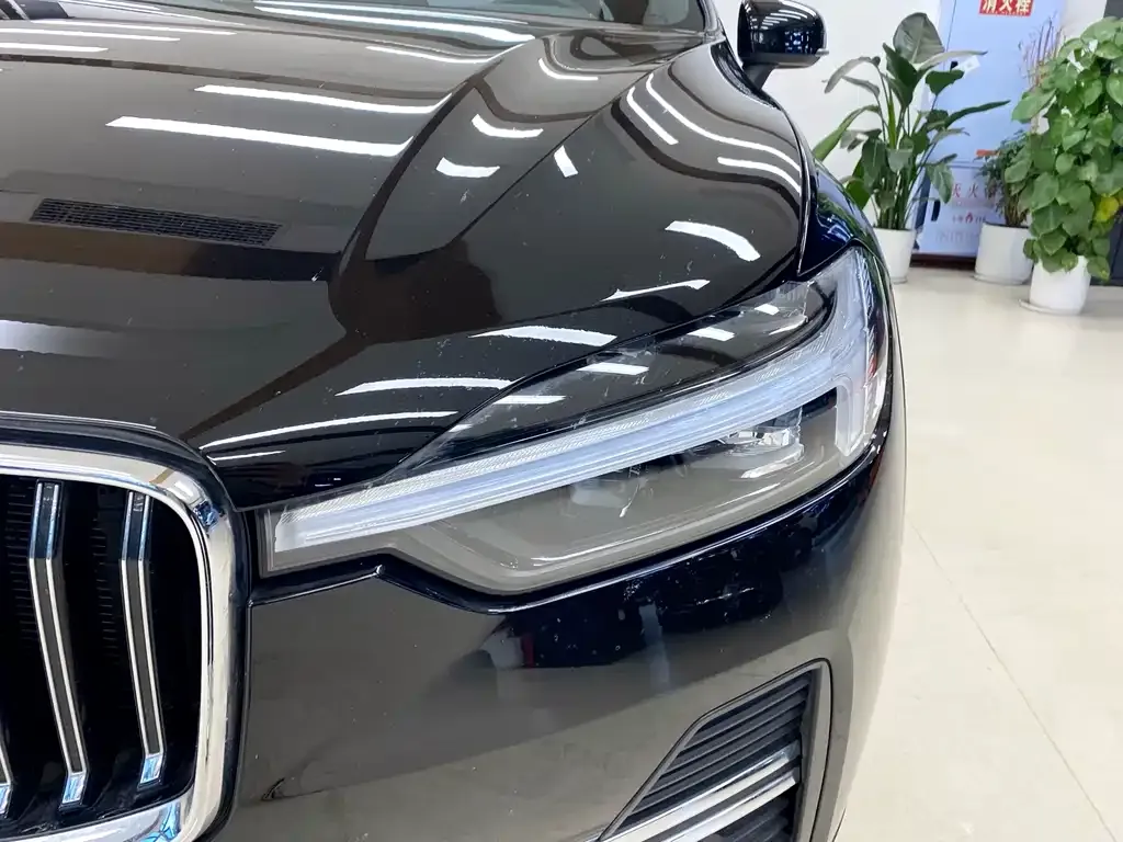 Volvo XC60 2024 из CN, фото 8