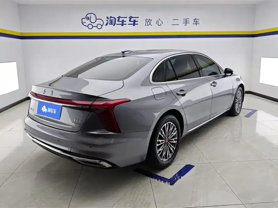 Hongqi H5 — фото 3