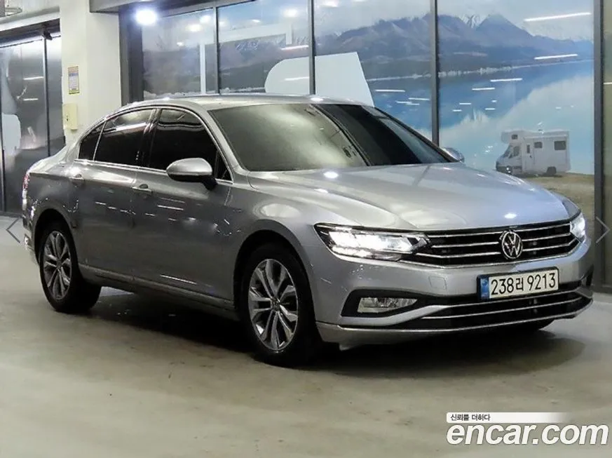 Volkswagen Passat 2022 из KR, фото 1