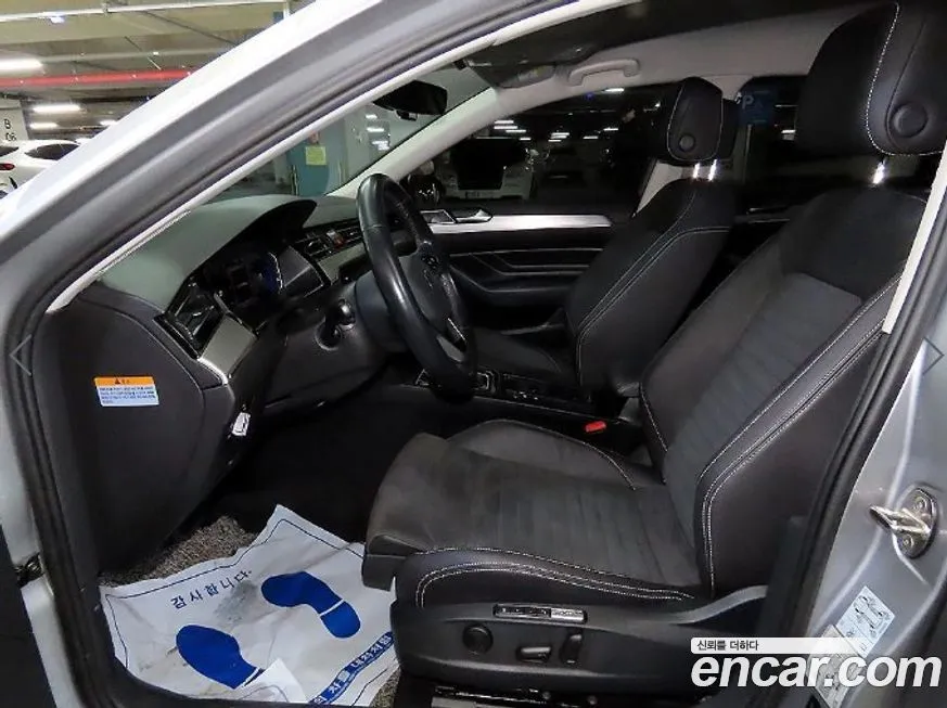 Volkswagen Passat 2022 из KR, фото 3