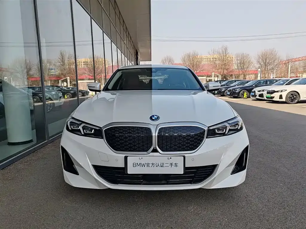 BMW i3 2025 из CN, фото 2