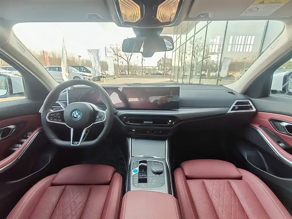BMW i3 2025 из CN, фото 10