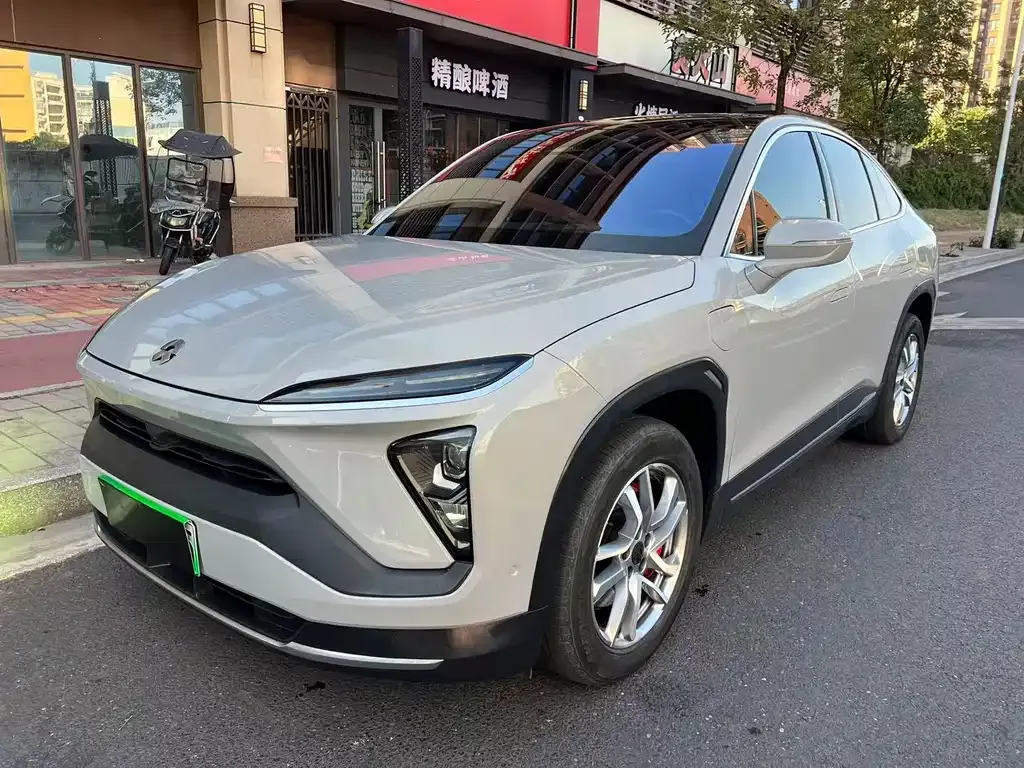NIO EC6