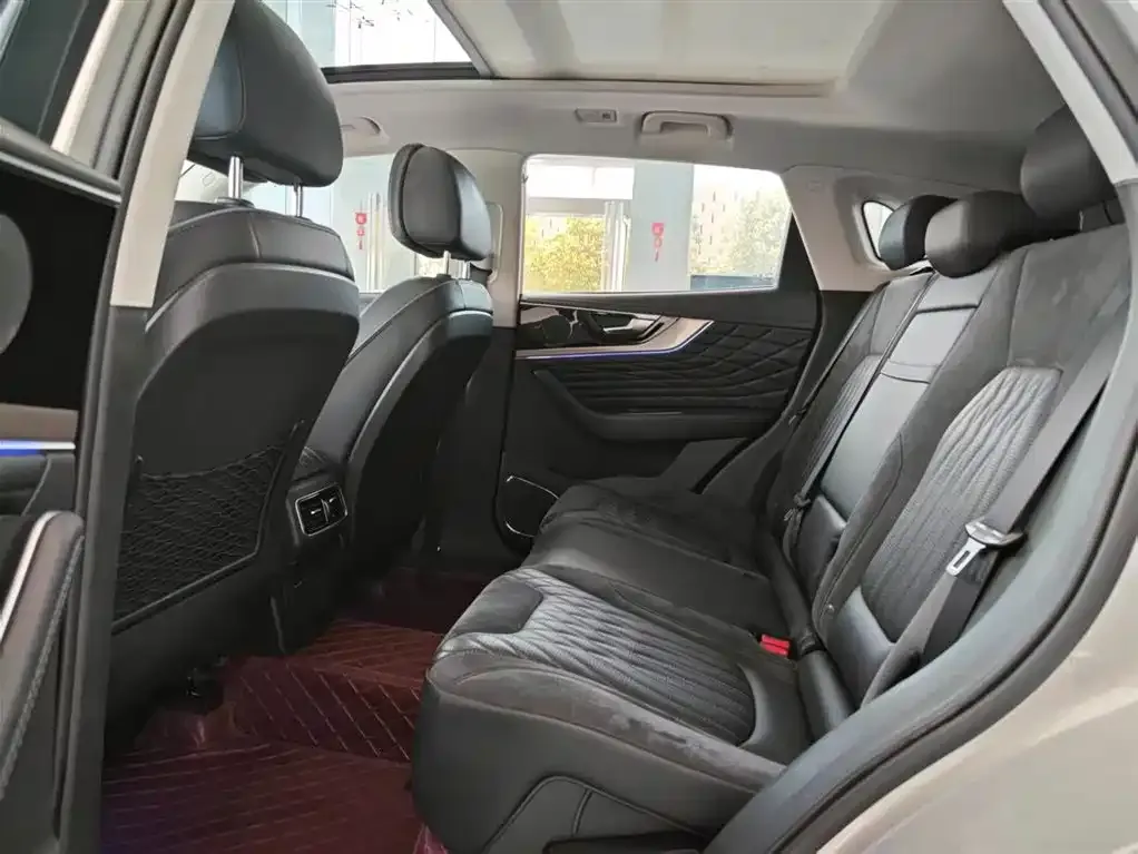 Hongqi HS5 2023 из CN, фото 10