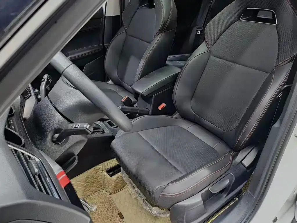 Skoda Kamiq 2023 из CN, фото 7