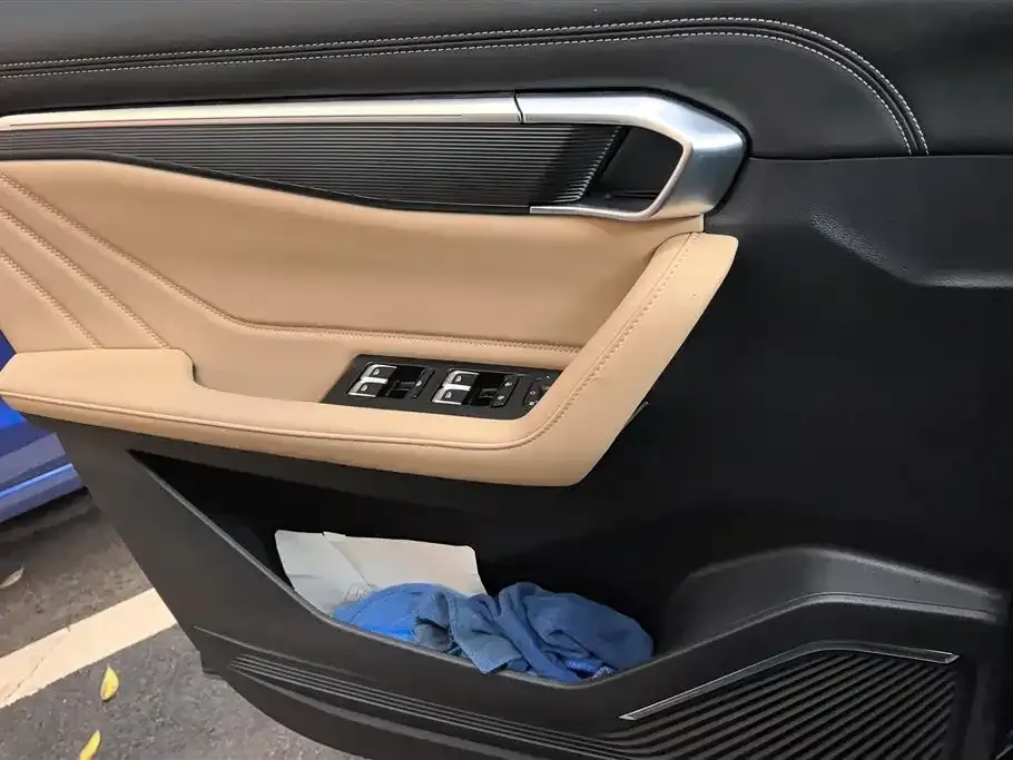 Geely Haoyue L 2023 из CN, фото 2