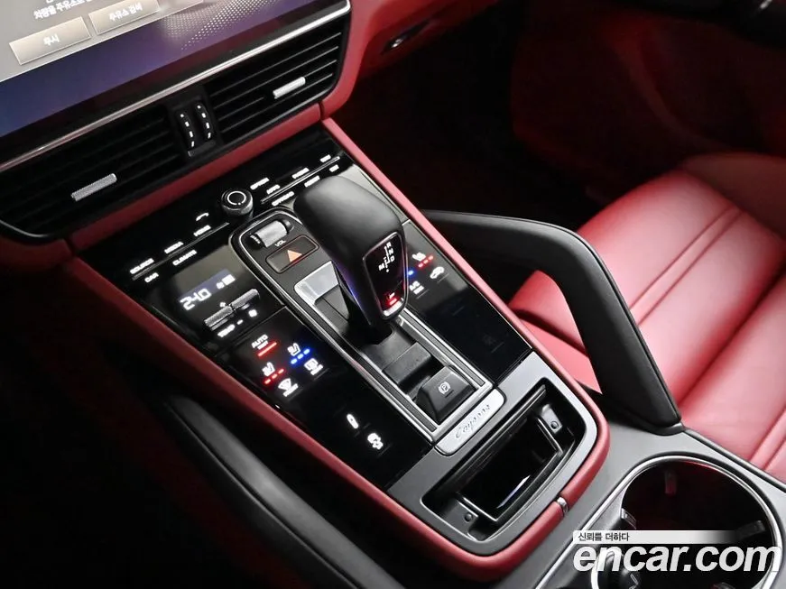Porsche Cayenne 2022 из KR, фото 2