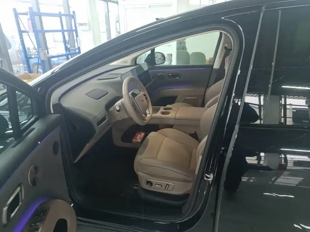 Li Auto i8 2025 из CN, фото 6