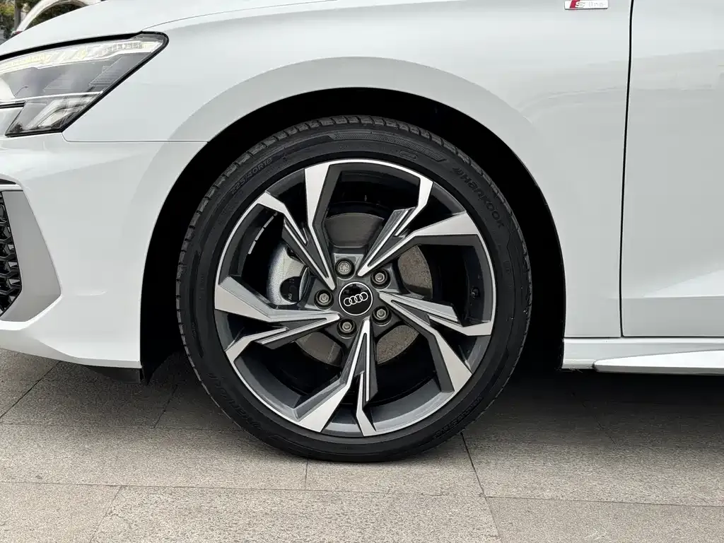 Audi A3 2022 из CN, фото 10