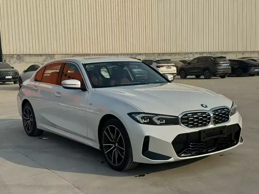 BMW 3 Series 2024 из CN, фото 3