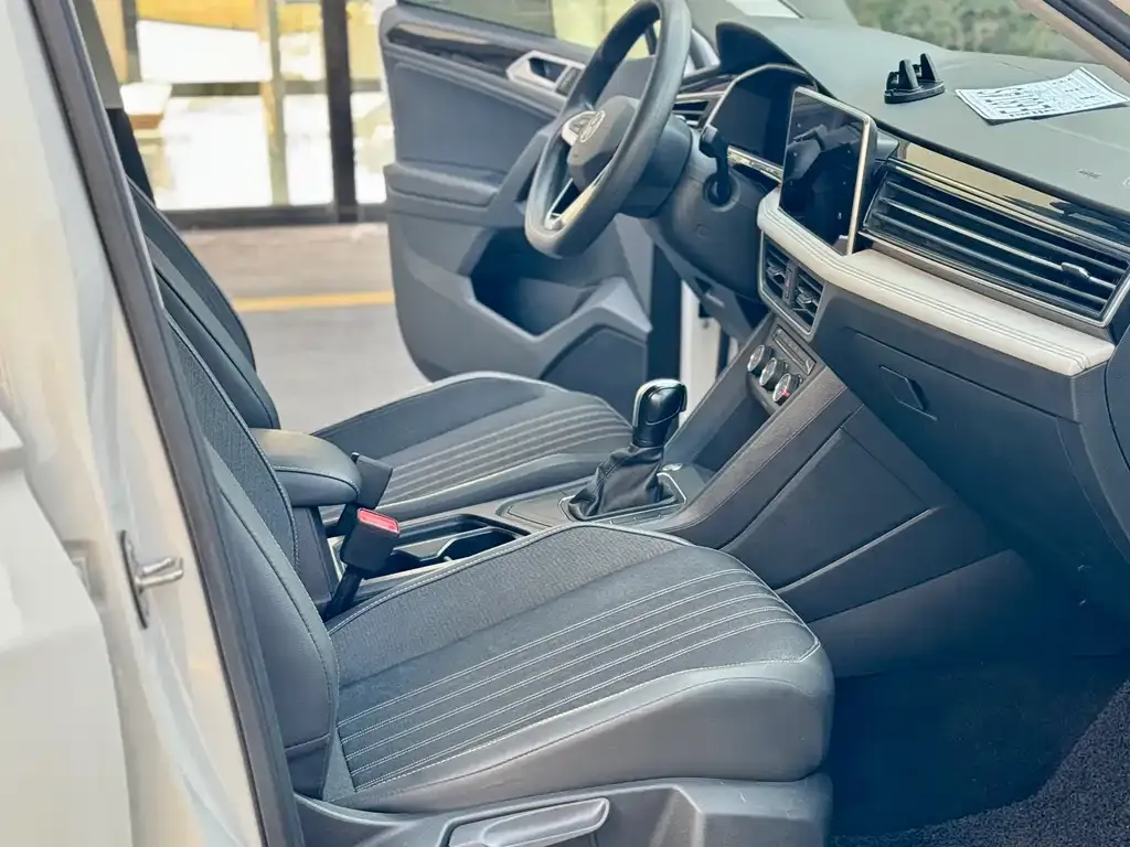 Volkswagen Tiguan L 2022 из CN, фото 9