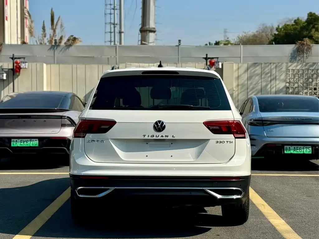 Volkswagen Tiguan L 2022 из CN, фото 8