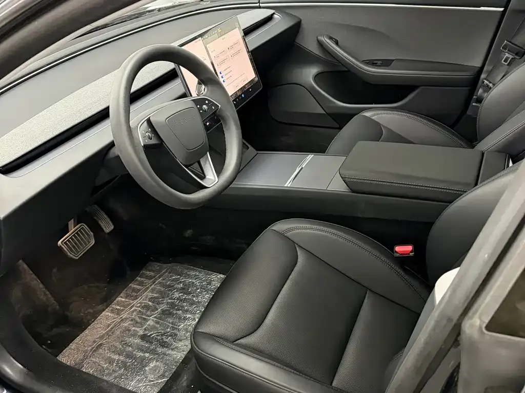 Tesla Model 3 2025 из CN, фото 3