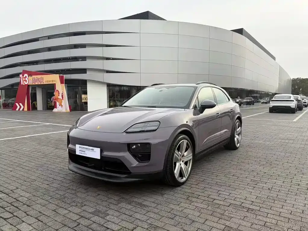 Porsche Macan EV 2024 из CN, фото 1