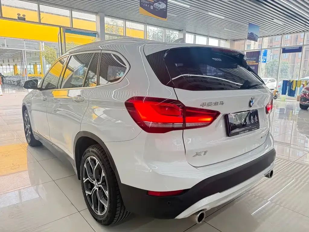 BMW X1 2021 из CN, фото 3