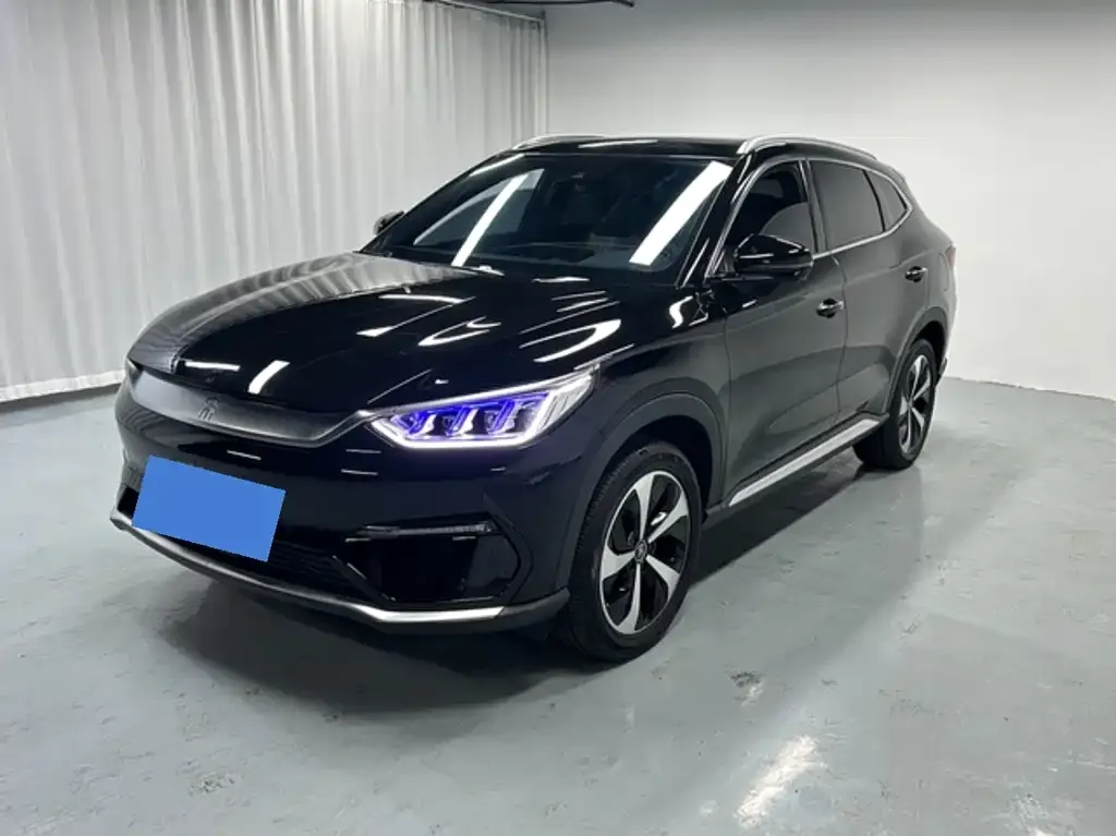 BYD PLUS New Energy — фото 1