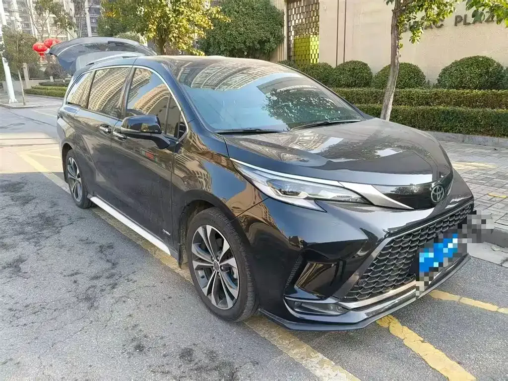 Toyota Granvia 2025 из CN, фото 7