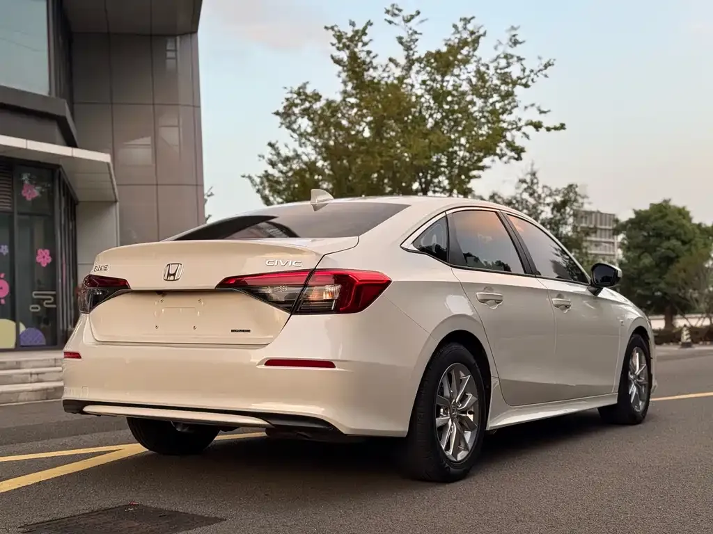 Honda Civic 2022 из CN, фото 8