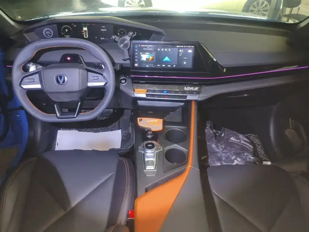 Changan UNI-V 2022 из CN, фото 4
