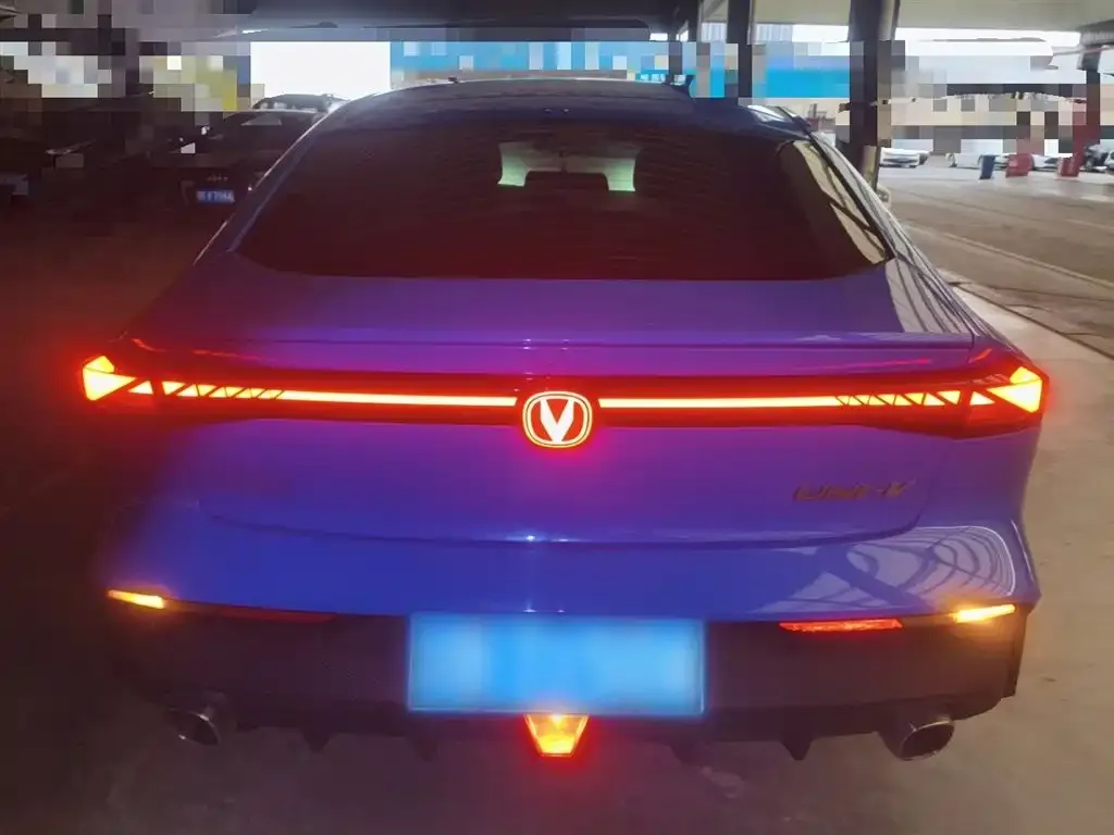 Changan UNI-V 2022 из CN, фото 3