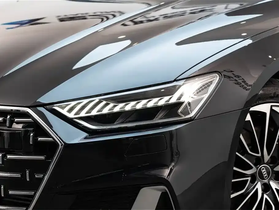 Audi A7L 2024 из CN, фото 5