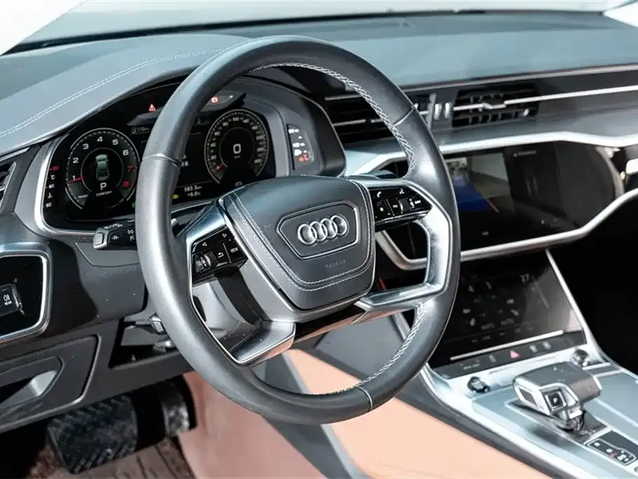 Audi A7L 2024 из CN, фото 4