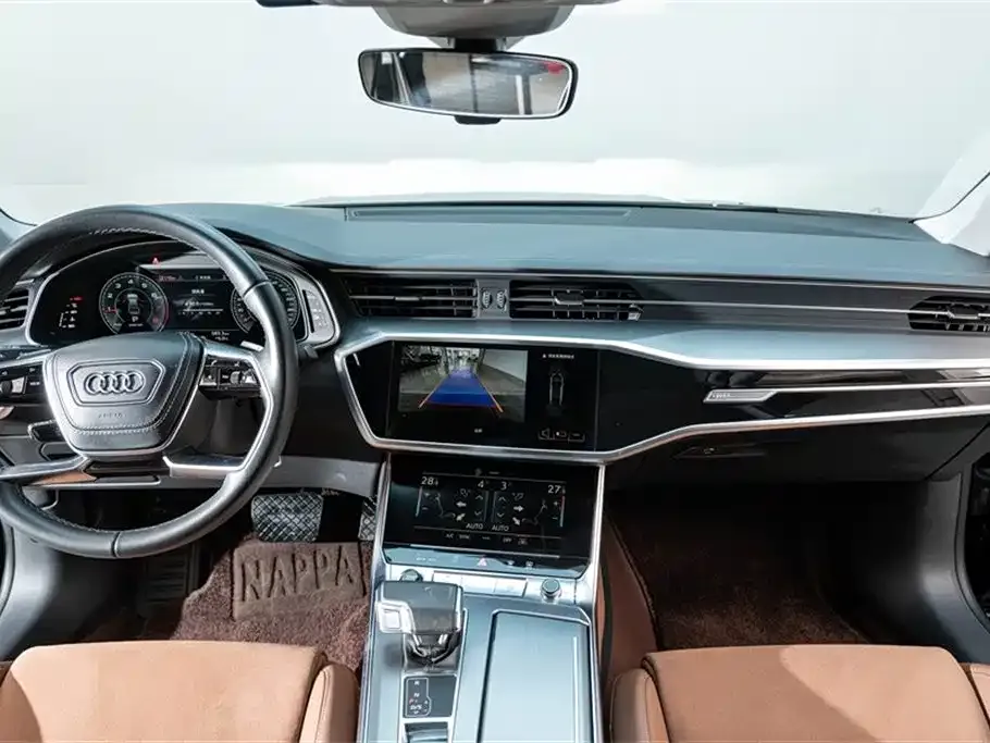 Audi A7L 2024 из CN, фото 6