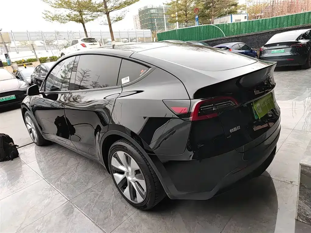 Tesla Model Y 2022 из CN, фото 8