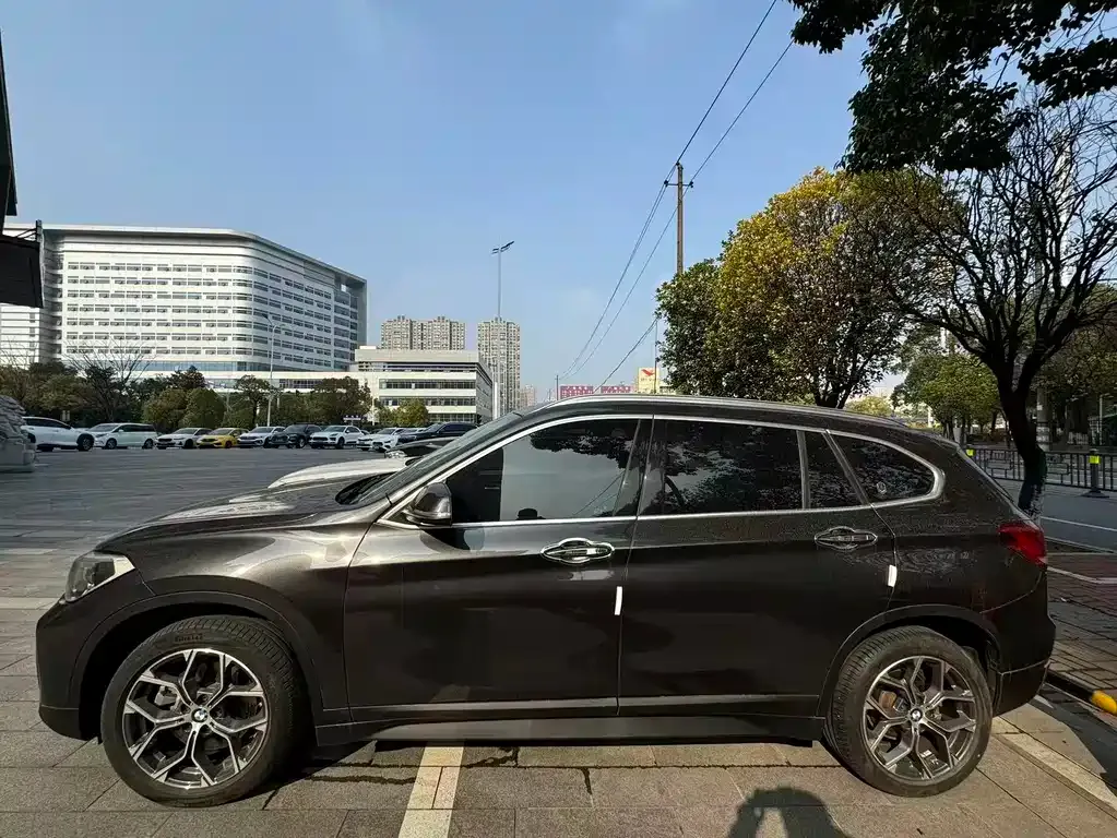 BMW X1 2021 из CN, фото 8