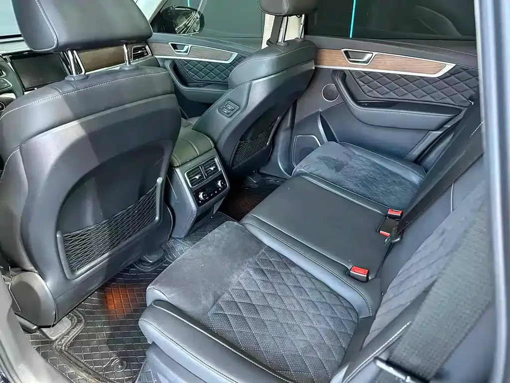 Hongqi HS7 2025 из CN, фото 10