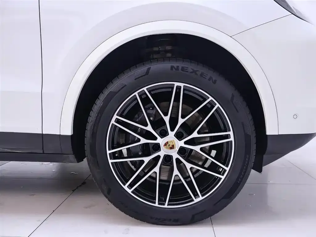Porsche Cayenne 2024 из CN, фото 10