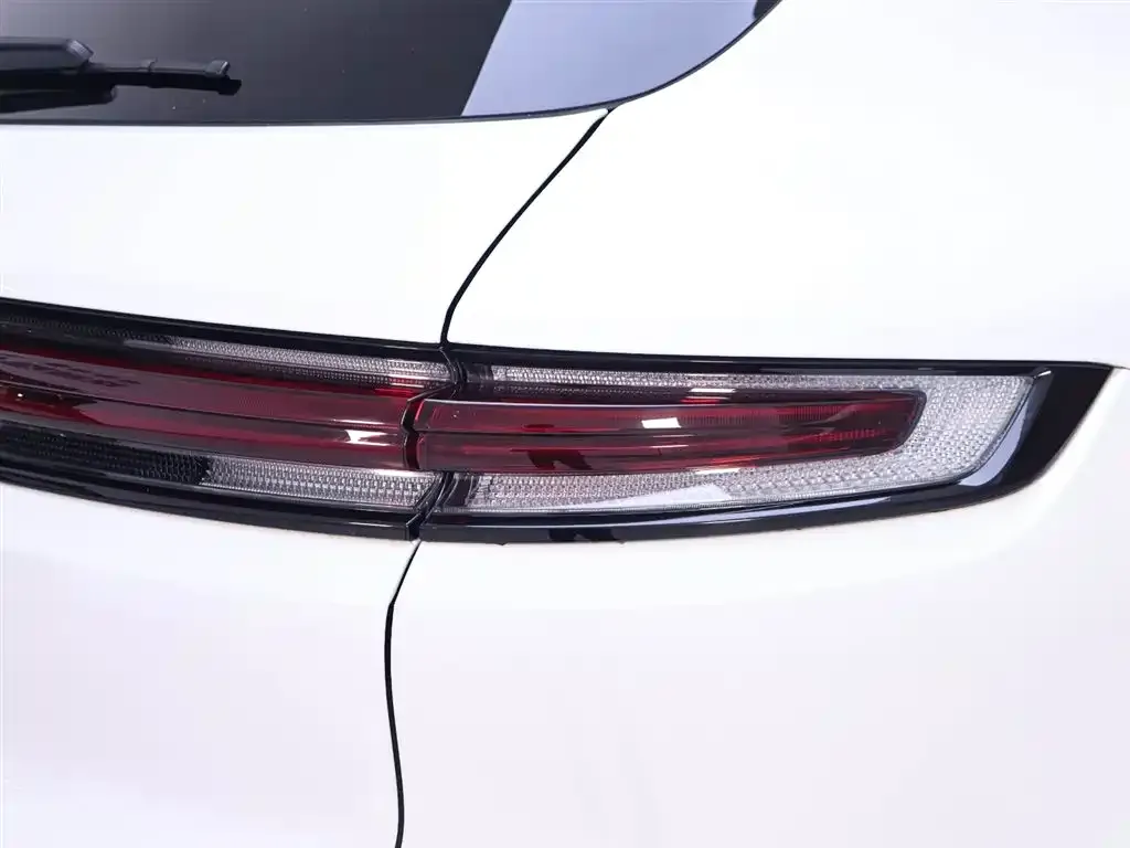 Porsche Cayenne 2024 из CN, фото 3