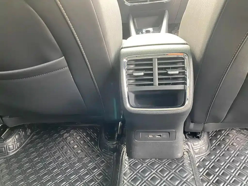 Skoda Octavia 2022 из CN, фото 6