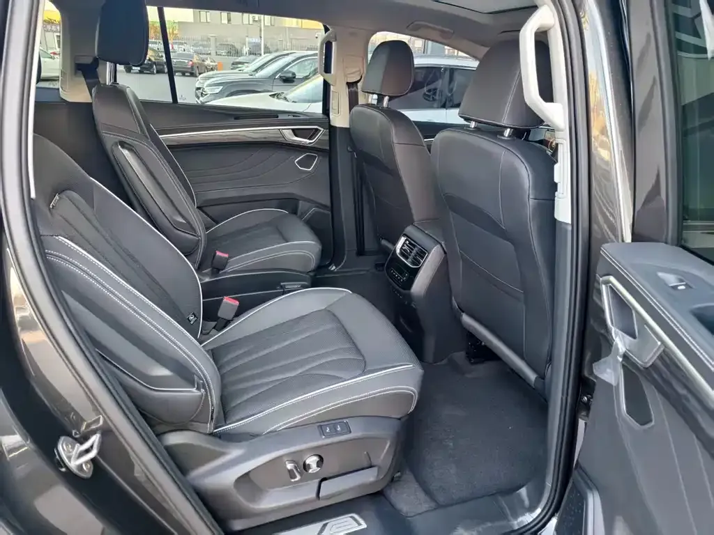 Volkswagen Talagon 2025 из CN, фото 5