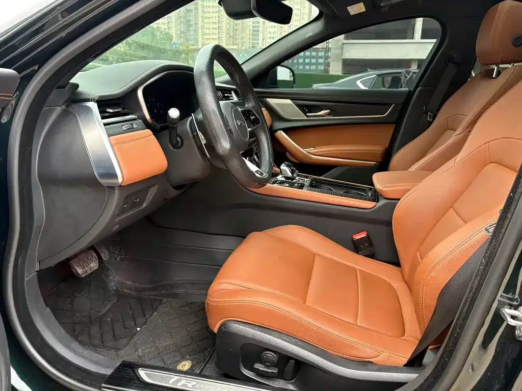 Jaguar XFL 2023 из CN, фото 8