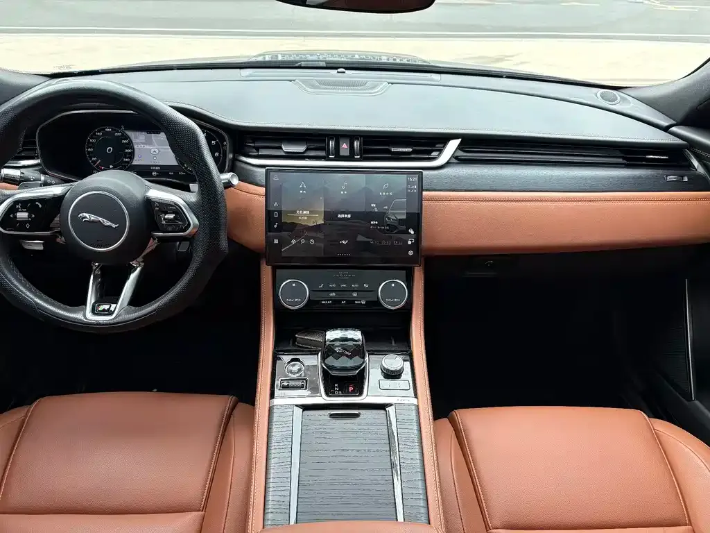 Jaguar XFL 2023 из CN, фото 4