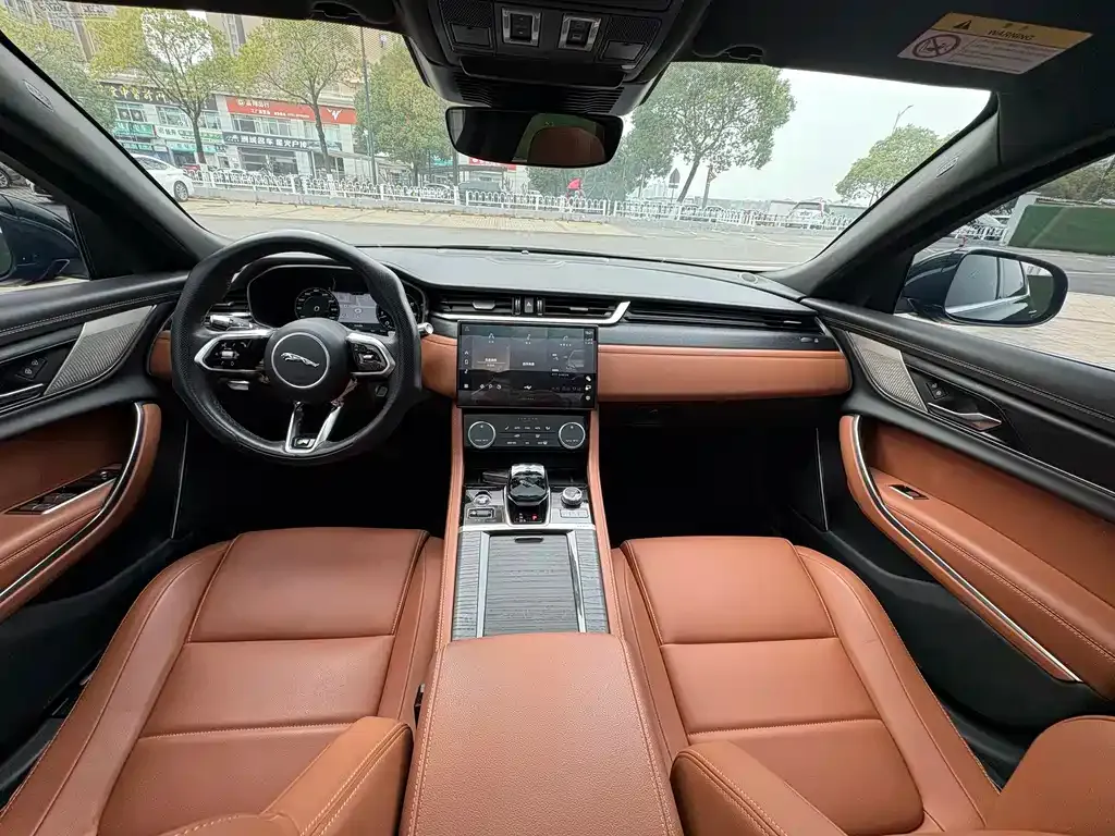 Jaguar XFL 2023 из CN, фото 9