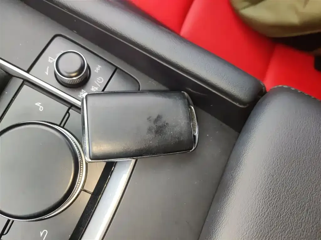 Mazda 3 Axela 2021 из CN, фото 2