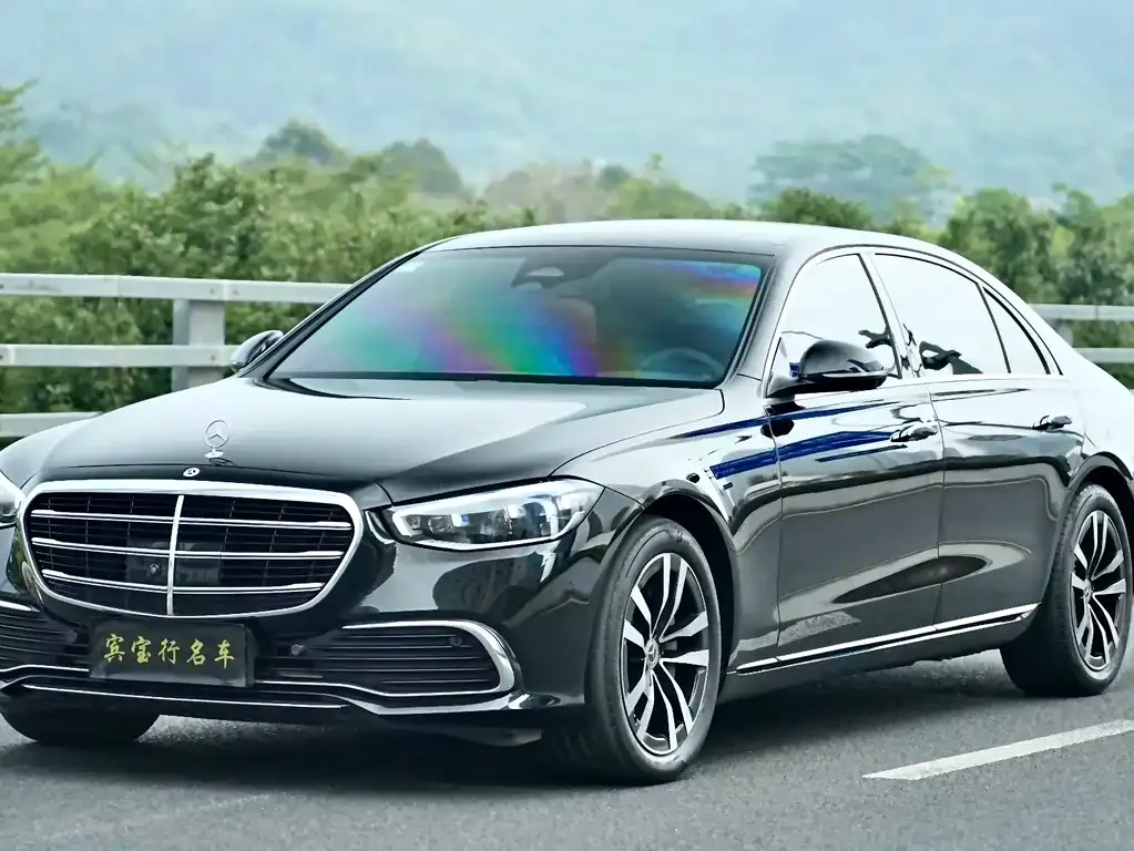 Mercedes-Benz S-Class — фото 1