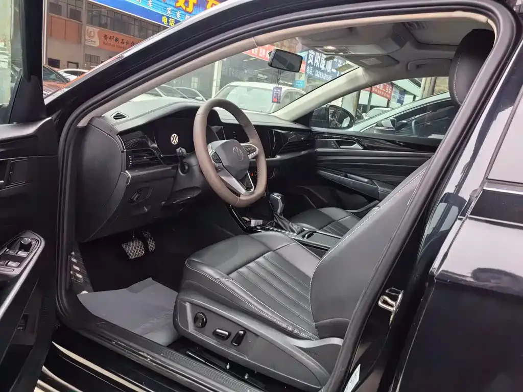 Volkswagen Passat 2022 из CN, фото 5