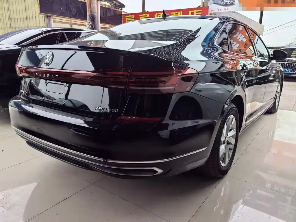 Volkswagen Passat 2022 из CN, фото 10