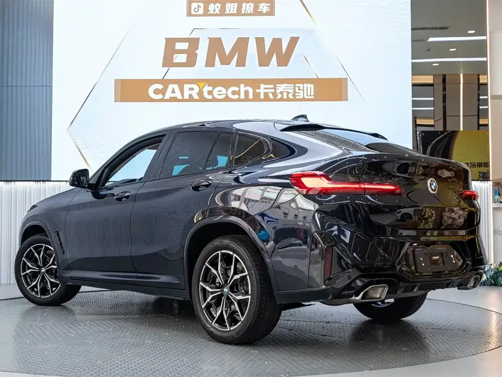 BMW X4 2023 из CN, фото 9