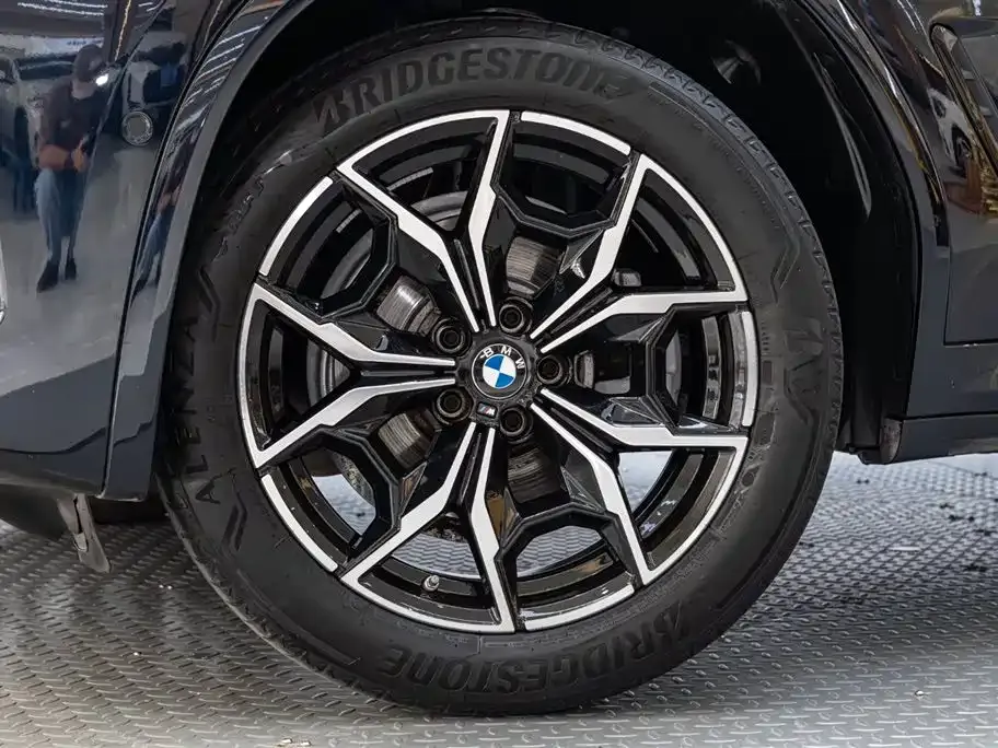 BMW X4 2023 из CN, фото 7